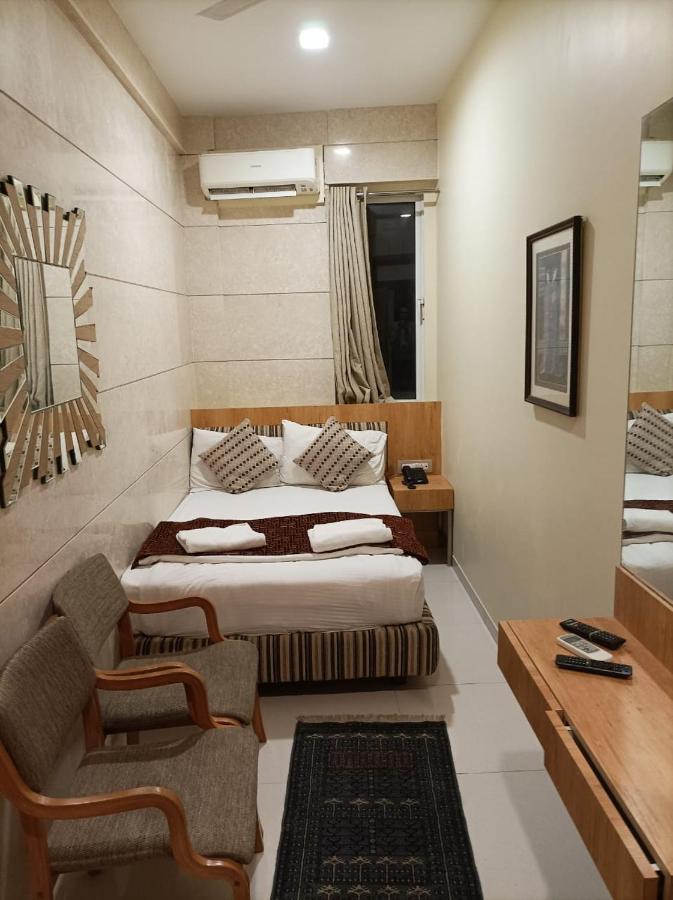 Bentley Hotel Marine Drive Βομβάη Εξωτερικό φωτογραφία